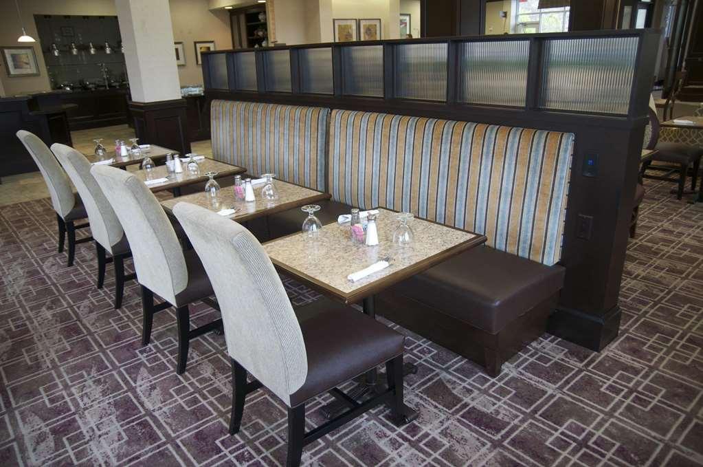 Hilton Garden Inn New Braunfels Restaurant photo